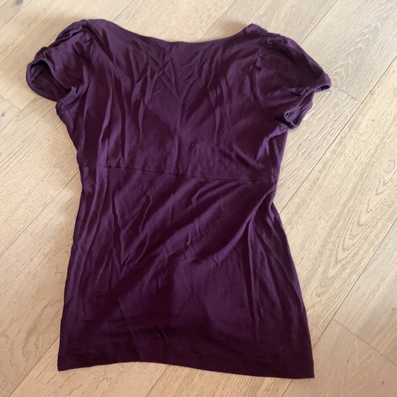 Banana Republic Tee - Picture 2 of 2